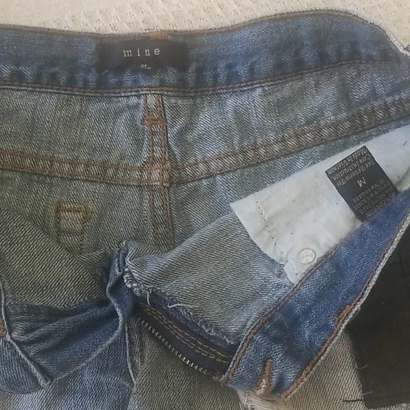 SOLD!  TRENDY - Jean Shorts/Cutoffs, Size Medium - Picture 3 of 3
